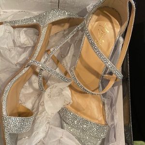 Women’s Crystal heels size 8